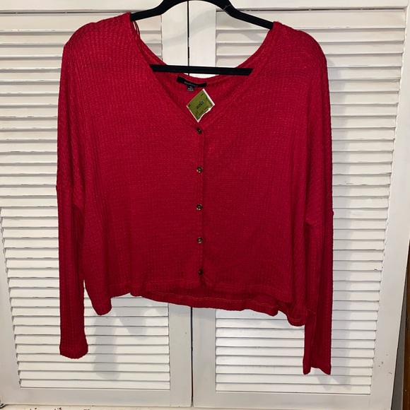 Knit Red Crop Top - Picture 2 of 5
